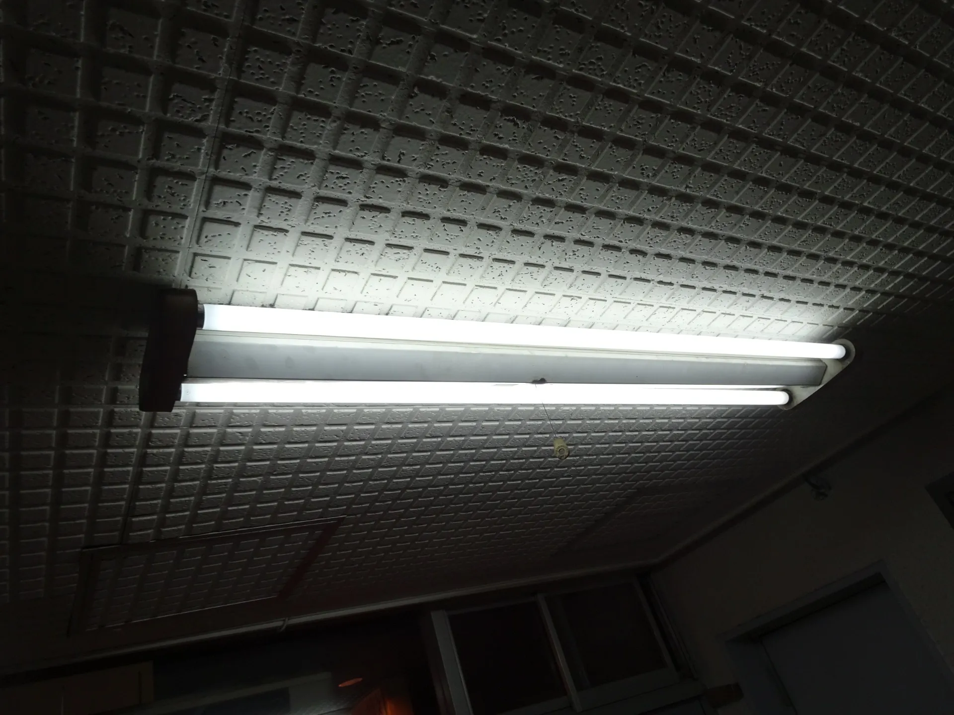 大阪のビルのオーナー様や管理会社様、照明器具の改修やメンテナンスをお考えですか？